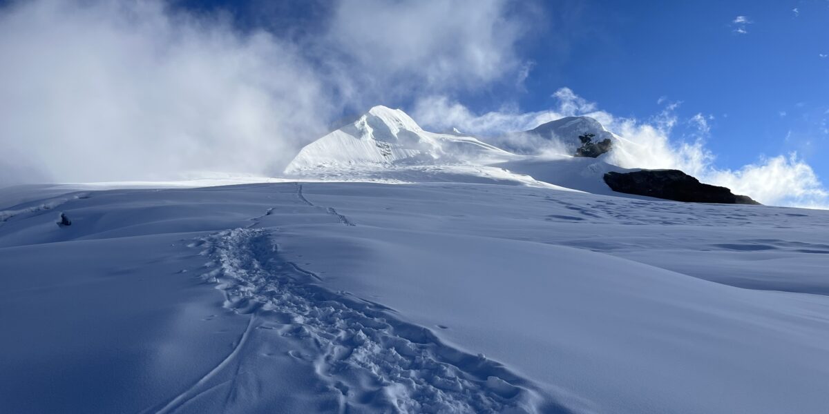 Trek with us in the Himalayas - Explore new adventures with Realsherpa