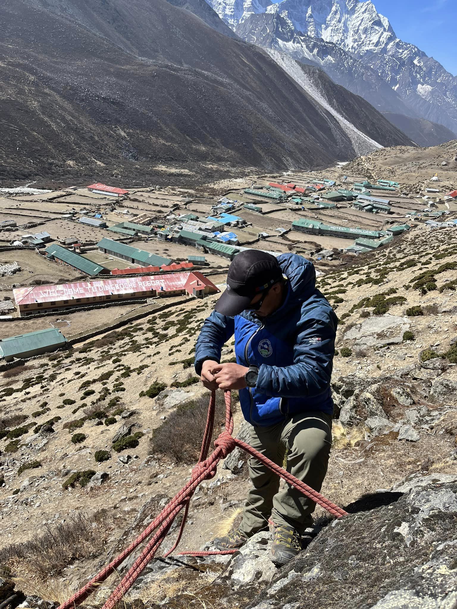 Image of 7000 M Expedition